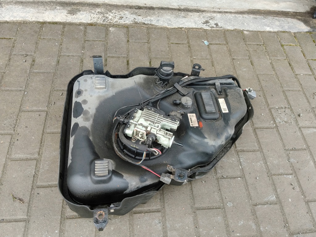 фото №7, Mazda cx-7 2.2 mzr дизель бак adblue r2ax202g0 kompletny!!!