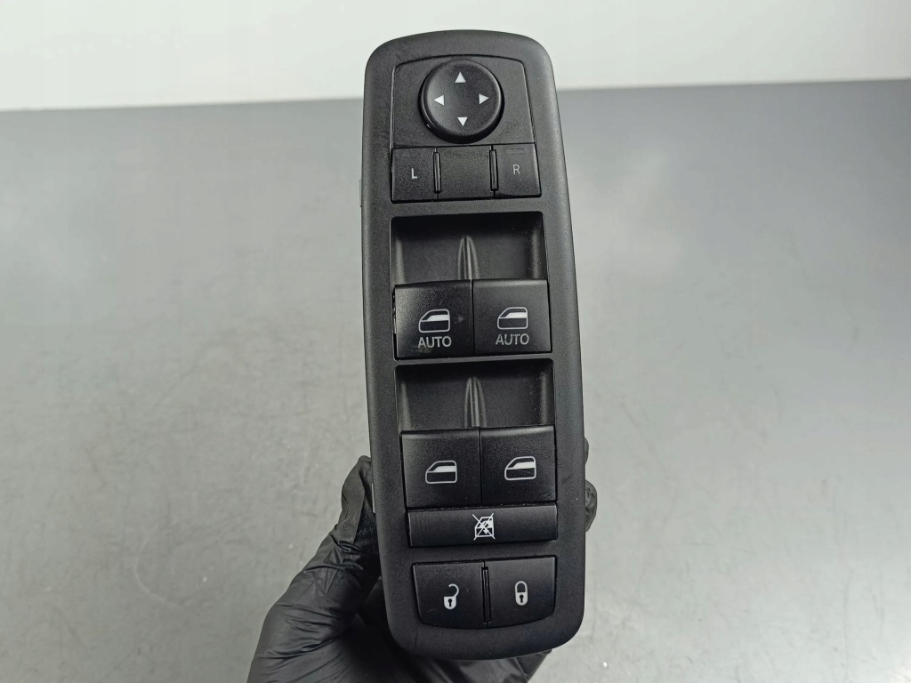 Купити 2019 dodge durango перемикач вікон p68319802aa