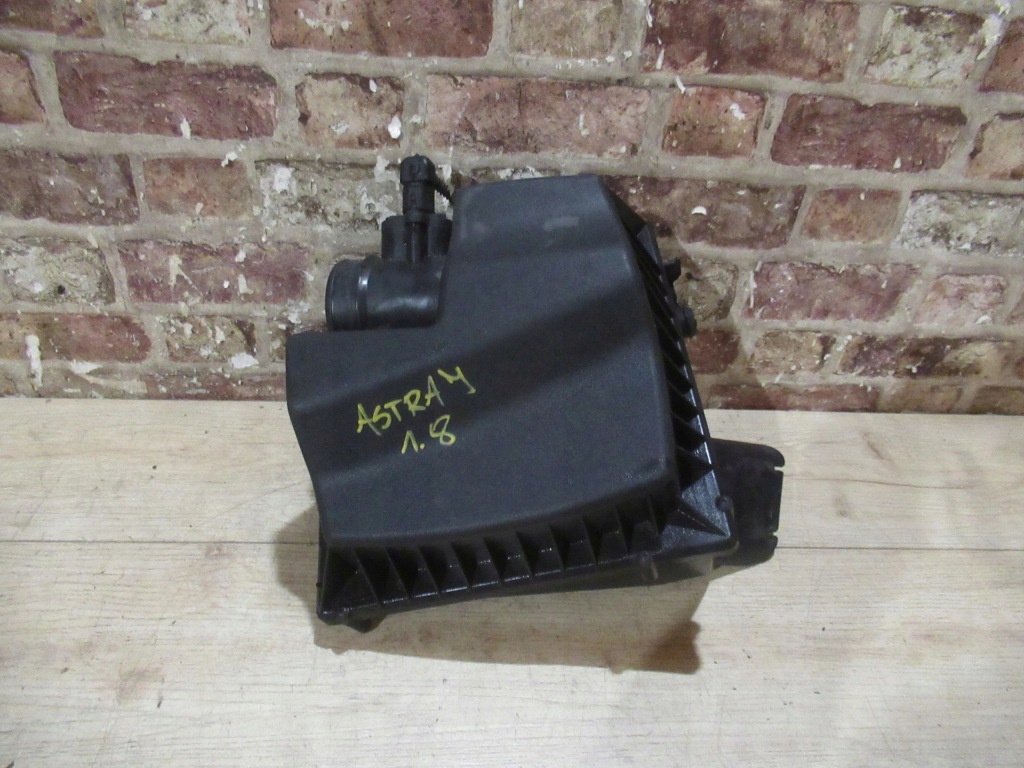 фото №1, Корпус фільтра повітря opel astra j 1.8 09/15r