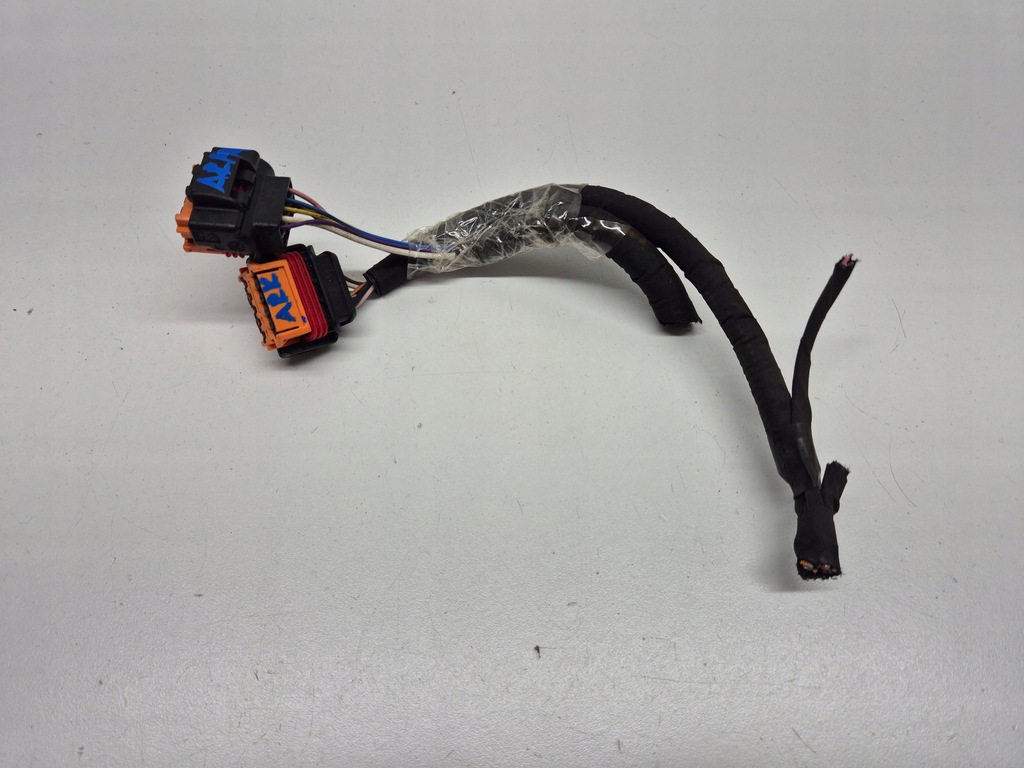 фото №1, Renault arkana разъёмы фара full led europa 2019-