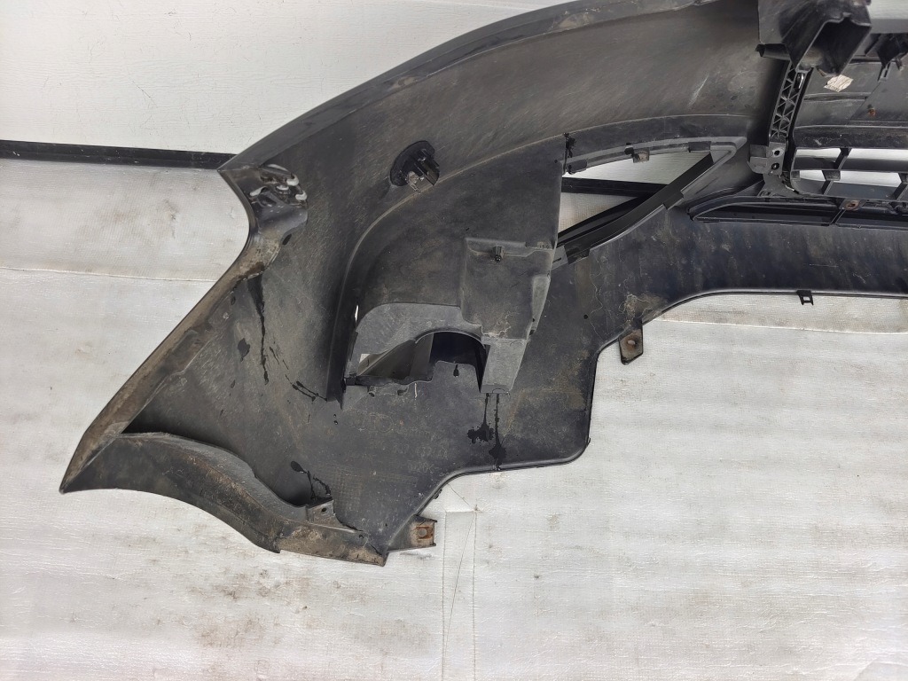 Audi a4 b8 lift бампер перед 8k0807437aa + решётка радиатора Недорого