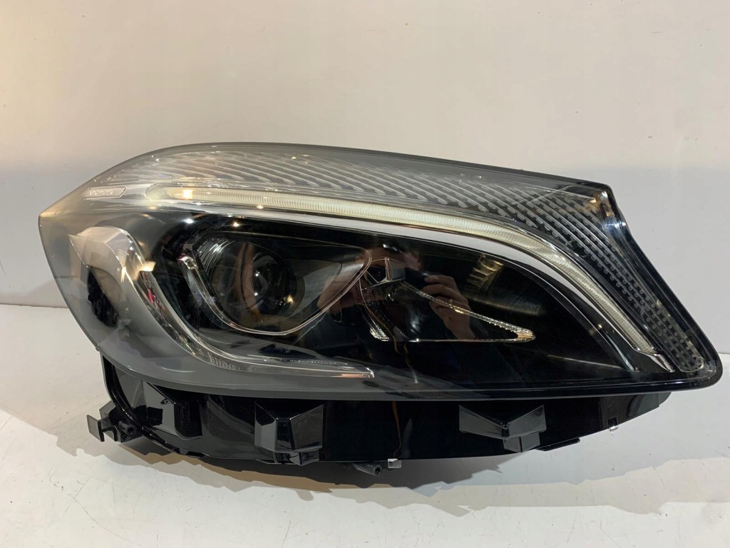 фото №1, Mercedes a w176 176 lift лампа права led high perf