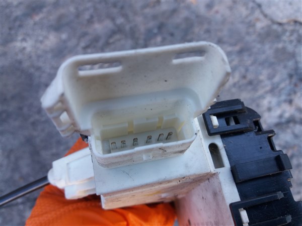 фото №4, Замок правый пассажира citroen c4 i 3d coupe hb 9681332080 europa 6p 6pin