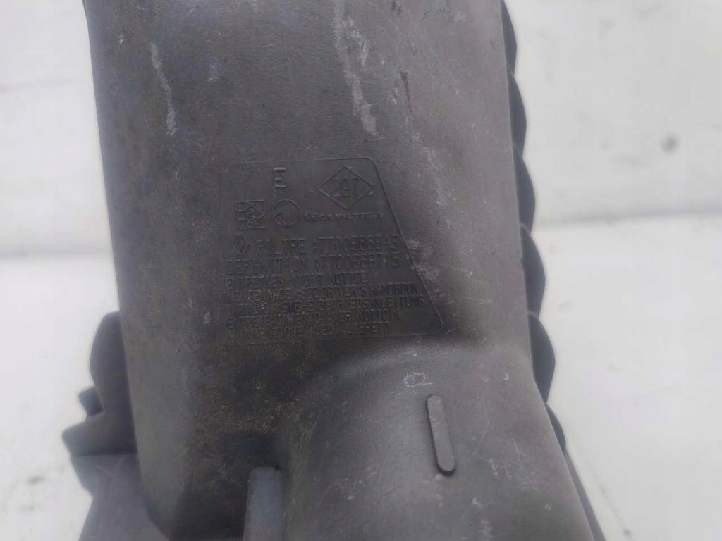 фото №5, Корпус фильтра воздуха renault safrane ii 2.2 td 7700866843