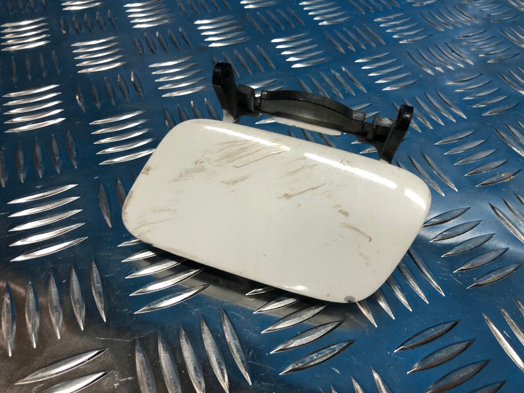 фото №1, Audi a4 b8 левая заглушка бампера распылителя