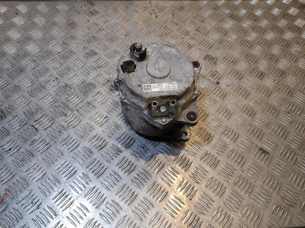 фото №1, Audi a8 s8 d4 4h 079903015p генераторы полный