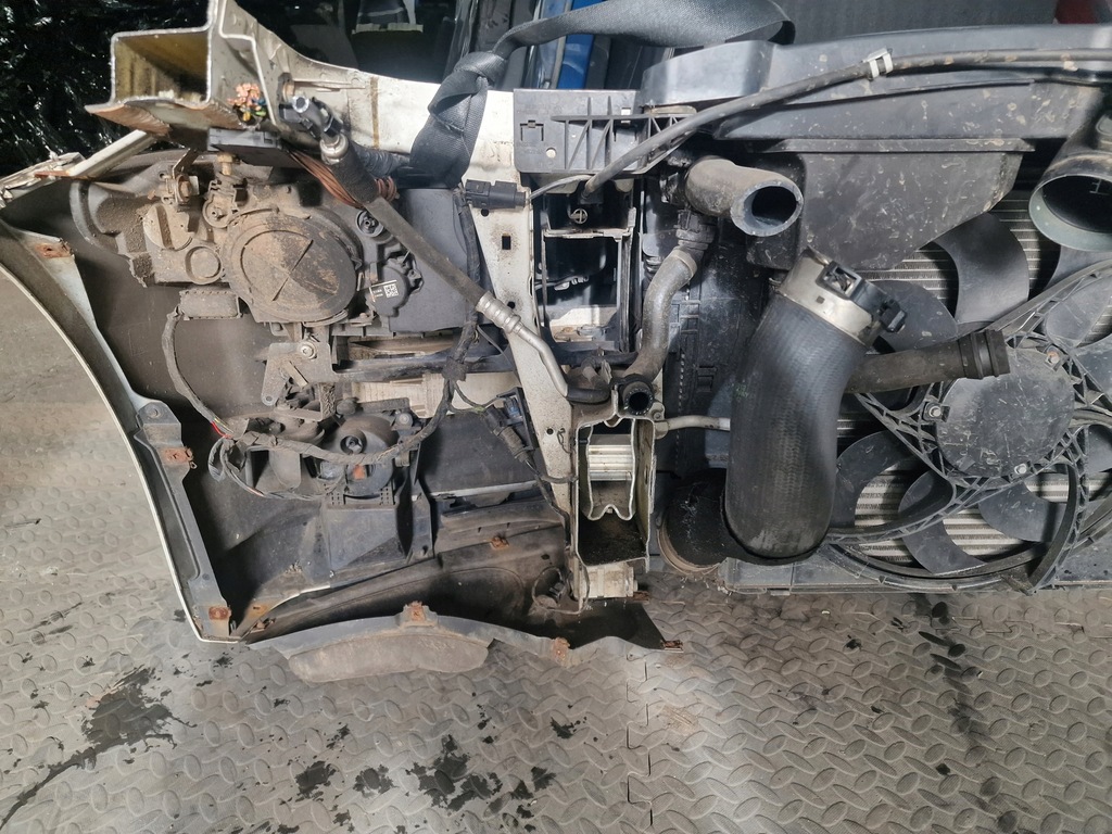 фото №12, Bmw 3 f30 f31 sport перед бампер лампа ксенон крыло усилитель капот