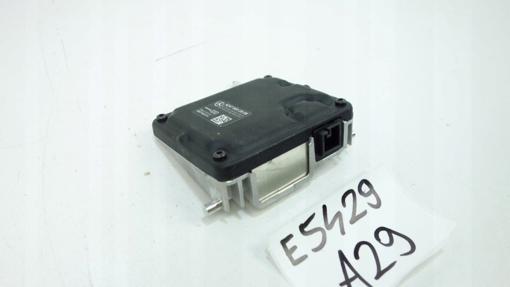 фото №8, Камера скло асистент перемикання поперечина mercedes b w247 2016- a2479002908