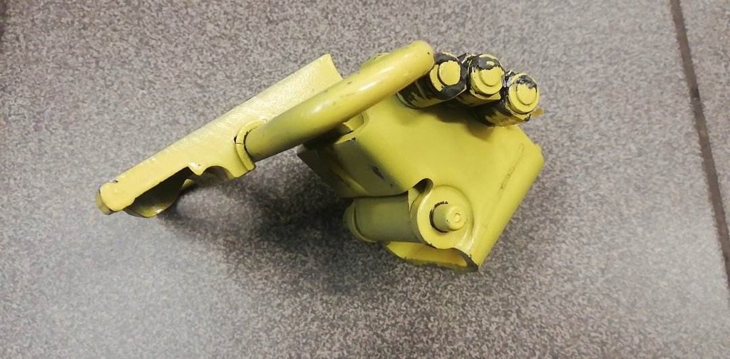 фото №6, Volkswagen caddy iii 2k петля дверь правый перед