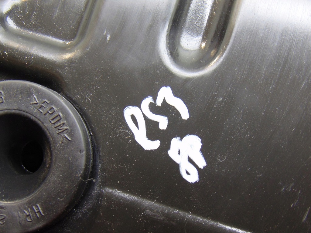 фото №8, Корпус фильтра воздуха audi ttrs rs3 2.5 tfsi 8j0000183