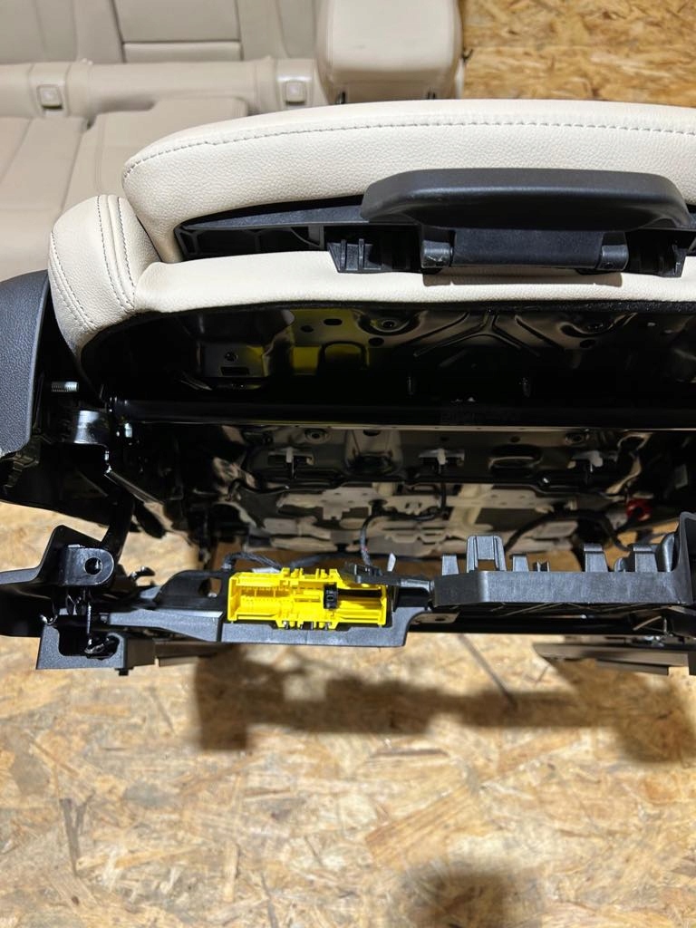 фото №15, Сиденья середина салон заднее сиденье подлокотник обшивки bmw x3 g01 beż 3km 2023r