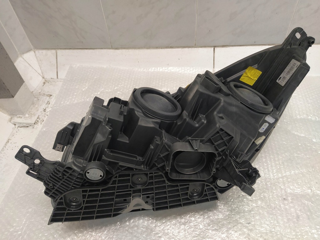 фото №14, Ford kuga mk2 lift 2016- escape lift 2016 - лампа права передня перед