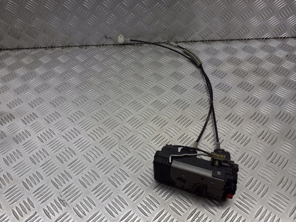 Купить Замок дверь центральный правая  задний opel signum 13210760 qt