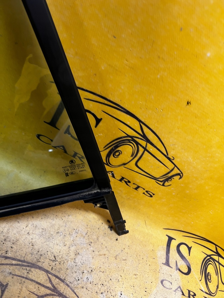 фото №4, Скло двері трикутник задня задня правий права skoda scala