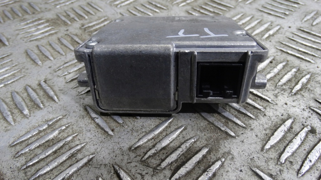 фото №2, Idealna камера асистент перемикання поперечина audi tt 8s0 1