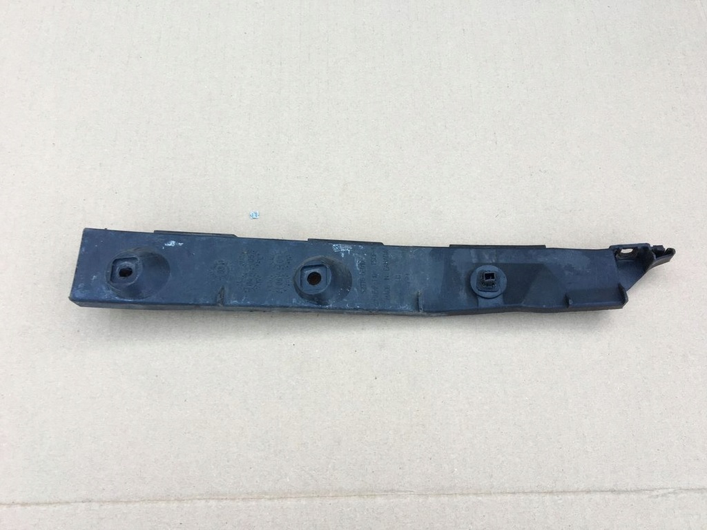 фото №1, Направляющая бампера 52576-0e010 lexus rx ii oryg