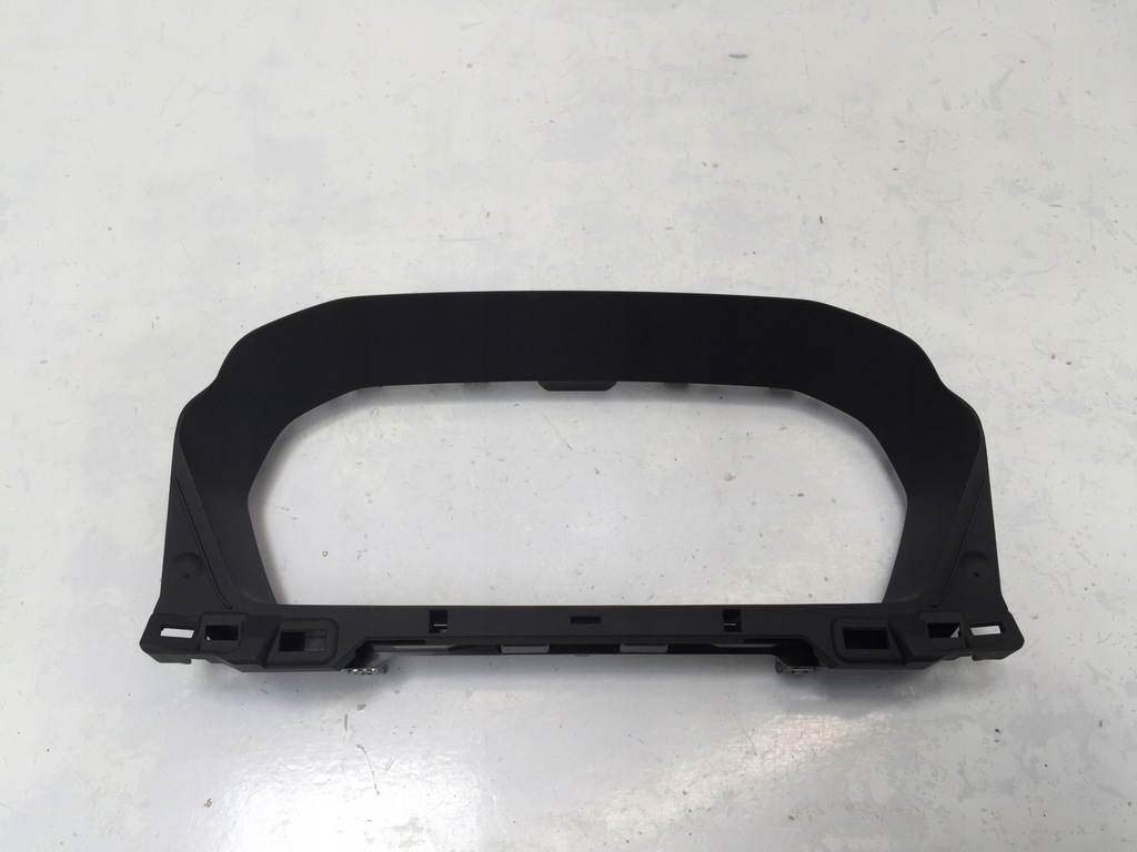 фото №1, Audi a3 8y sedan 2021 захист рамка спідометра