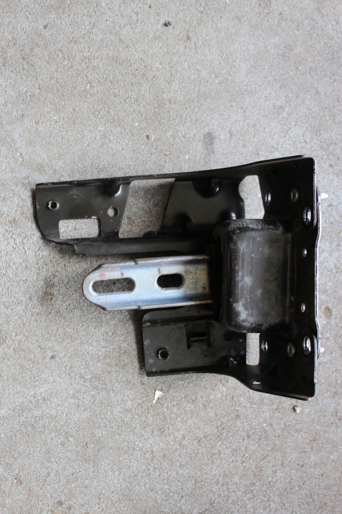 фото №1, Citroen c4 cactus 1.2 thp кронштейн коробки передач