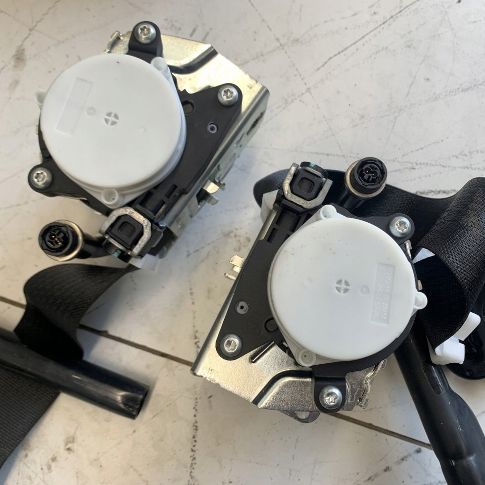 фото №12, Приборная панель приборная кожа проекционный дисплей консоль подушка безопасности ремни dodge ram v limited 22r