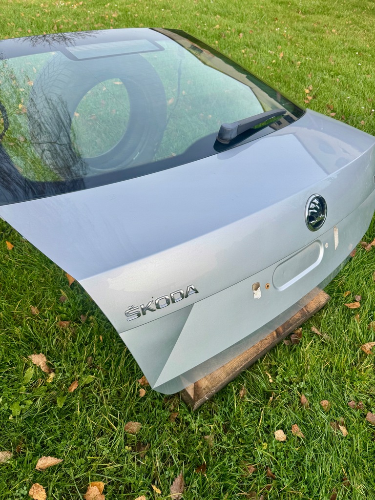 фото №4, Крышка багажника комплектная skoda rapid la7w 12-