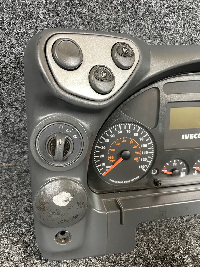 фото №7, Iveco eurocargo ii счетчик приборы панель рамка 504158813