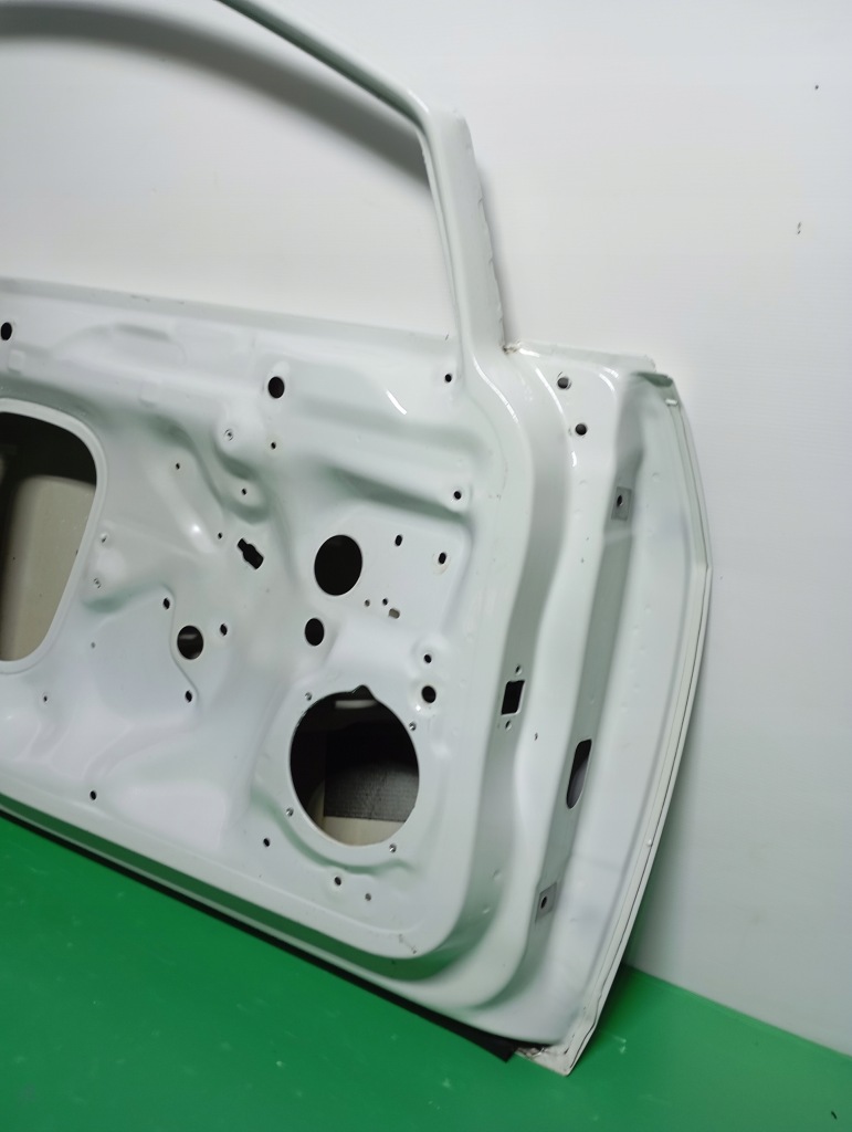 Дверь левая передние volkswagen golf 7 vii 14-20r Цена