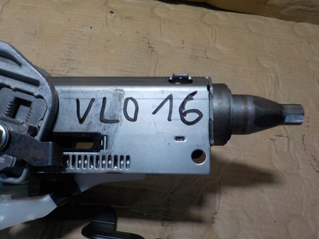 фото №5, Volvo v40 1.6hdi 2012r колонка рулевая p31340956