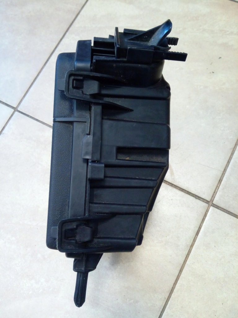 фото №7, Корпус коробка usm запобіжників renault scenic iii oryg.