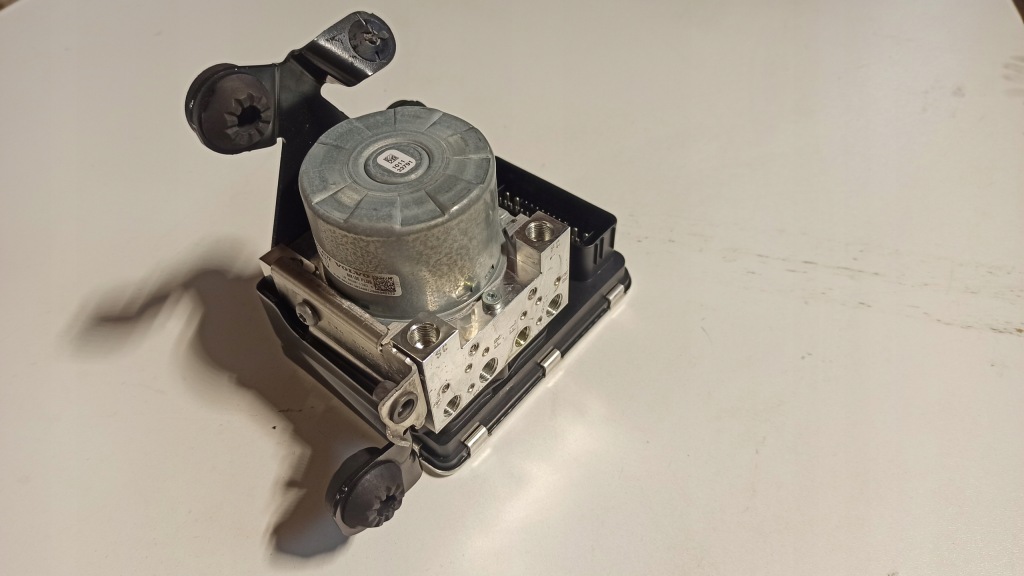 фото №1, Volvo v60 ii насос гальмівна abs 32214772