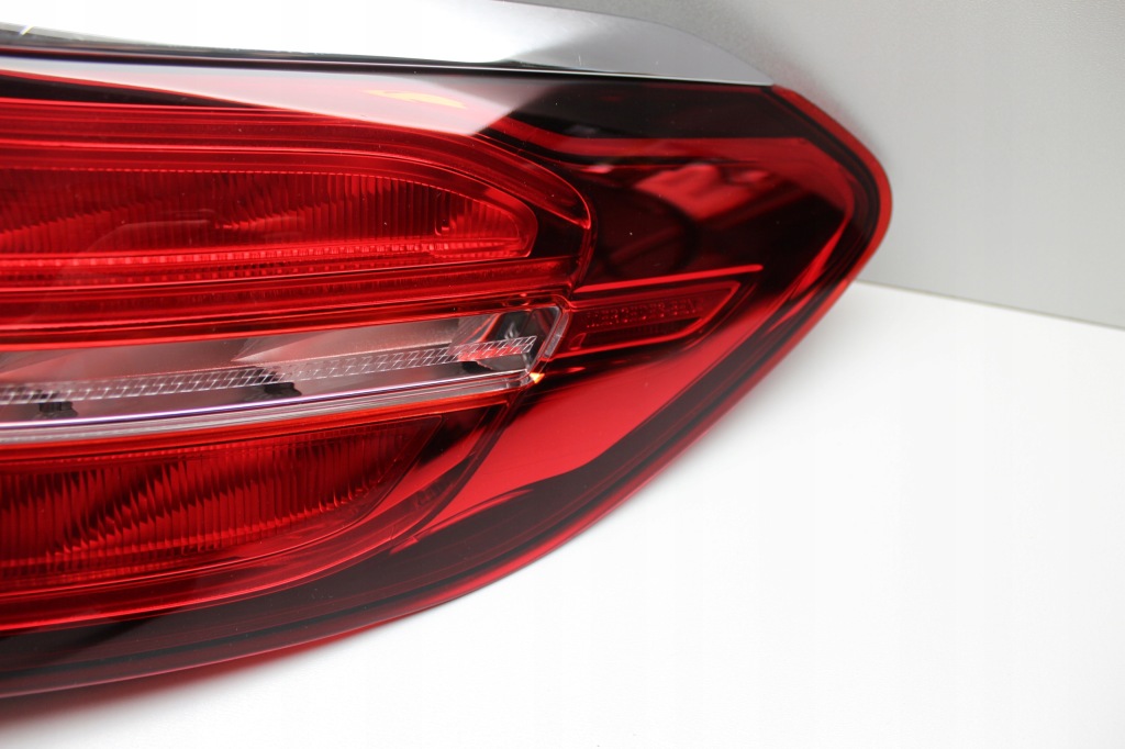 Купити Mercedes glc w253 купе - фара правий led 2016+