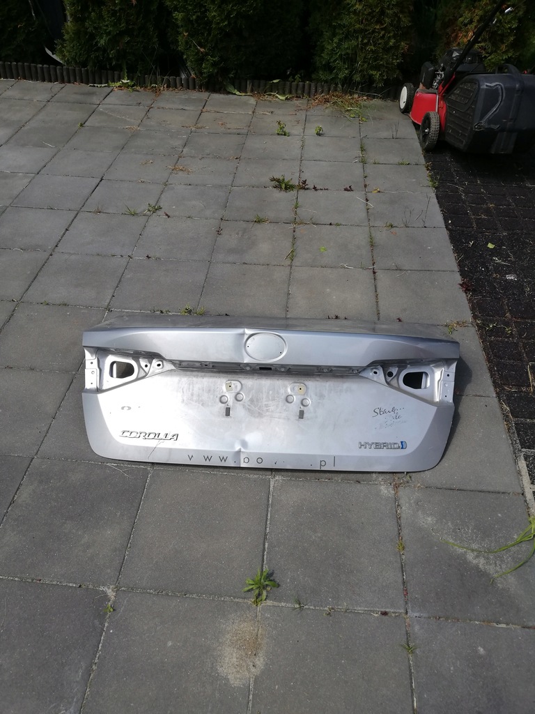 фото №1, Toyota corolla e21 sedan крышка багажника задняя