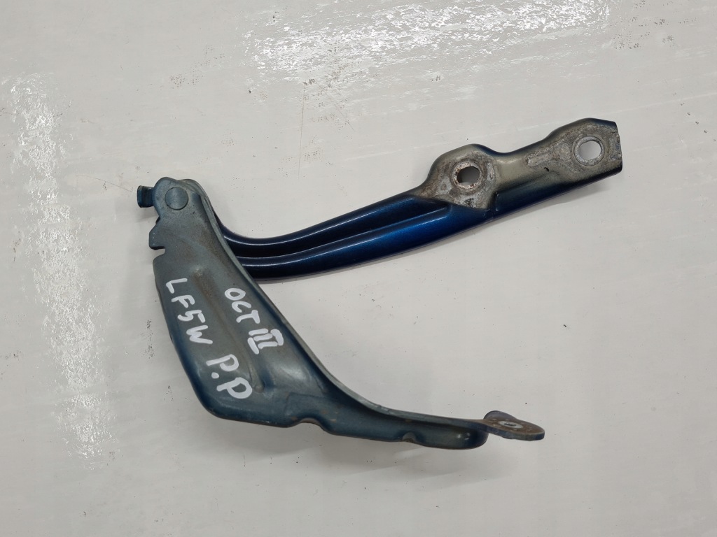 фото №1, Skoda octavia iii петля капот правий перед lf5w