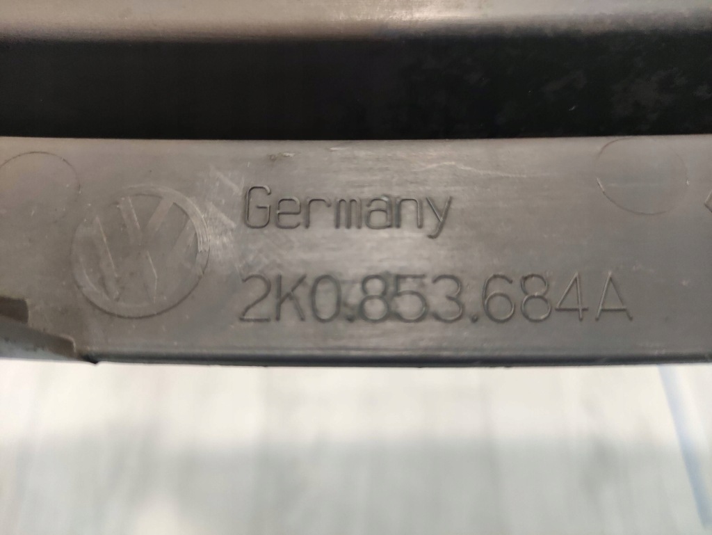 Vw caddy 04-12 решётка бампера противотуманной фары правый  перед 2k0853684a с Разборки