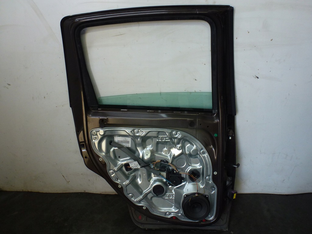 фото №9, Дверь левый задняя задние lancia musa 04-12 kpl