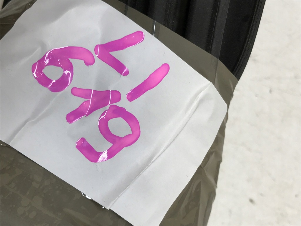 фото №8, Mercedes-benz оригінальний номер a2056970251 прокладка двері