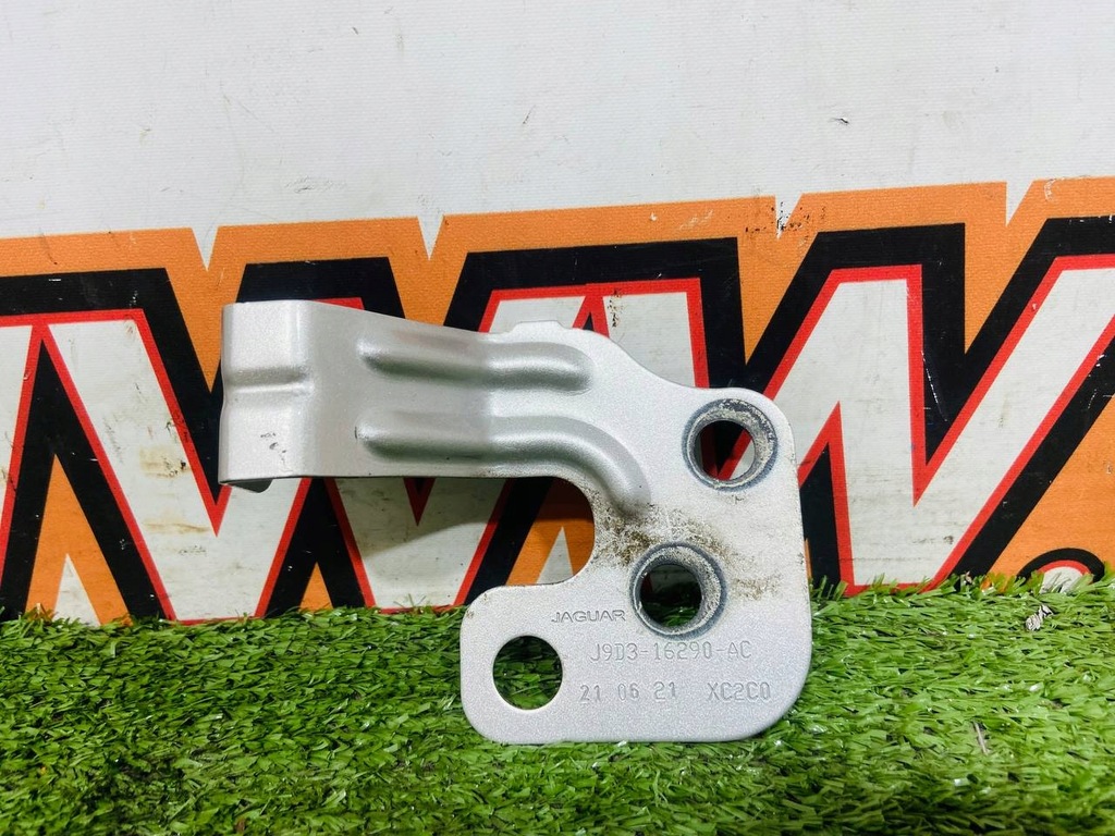 фото №8, Кронштейн крыла правое i-pace x590 spj9d3-16290-ac