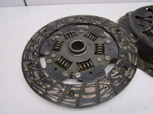 фото №3, Corolla e12 зчеплення притиск диск 1.6 16v