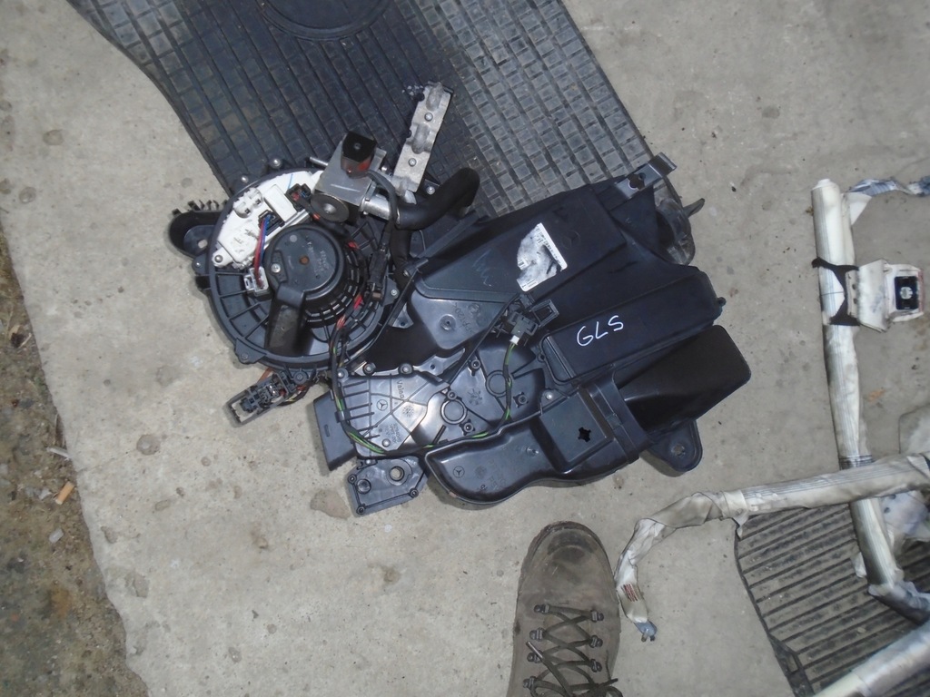 фото №1, Mercedes x166 gl gls обігрівач задня повітродувка комплектна idealna