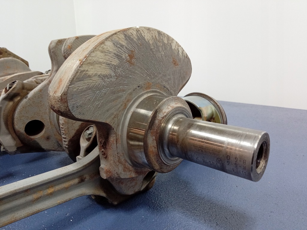 Mercedes e w210 4.3 v8 m113.940 wał коленчатый поршни Оригинал