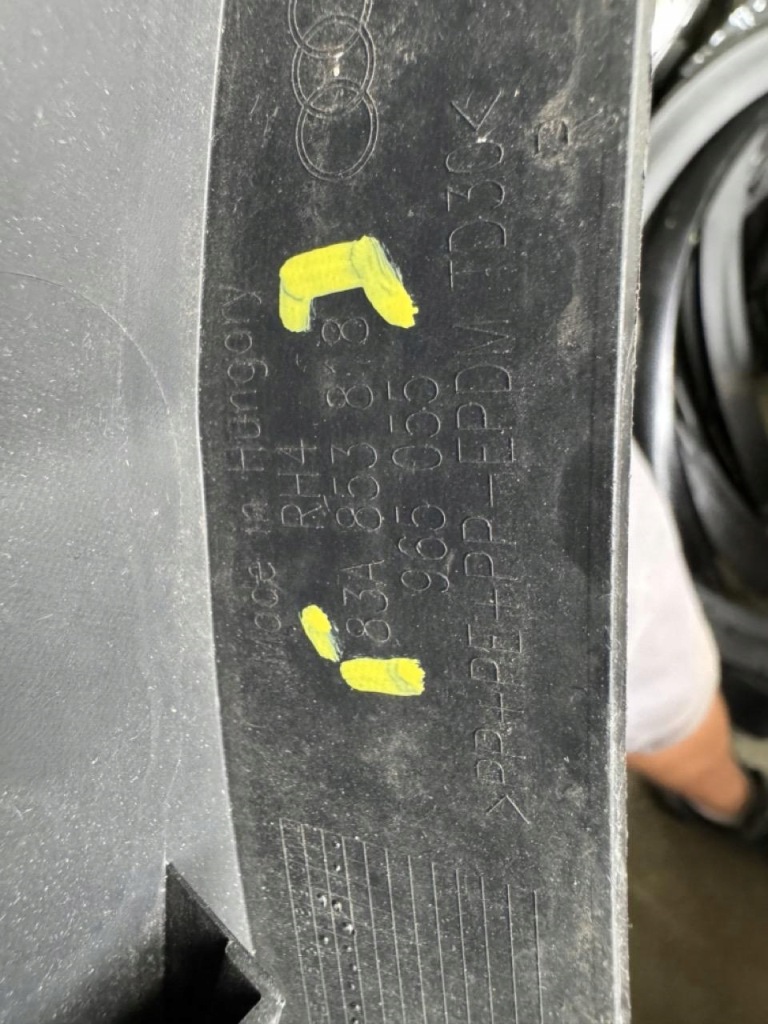 фото №9, Молдинг na крила лівий задня audi q3 ii 19-