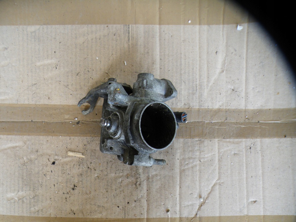 фото №1, Opel vectra b 1.6 b дросельна заслінка повітря