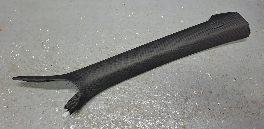 фото №1, Audi a5 8t обшивка стойка a правый перед s-line