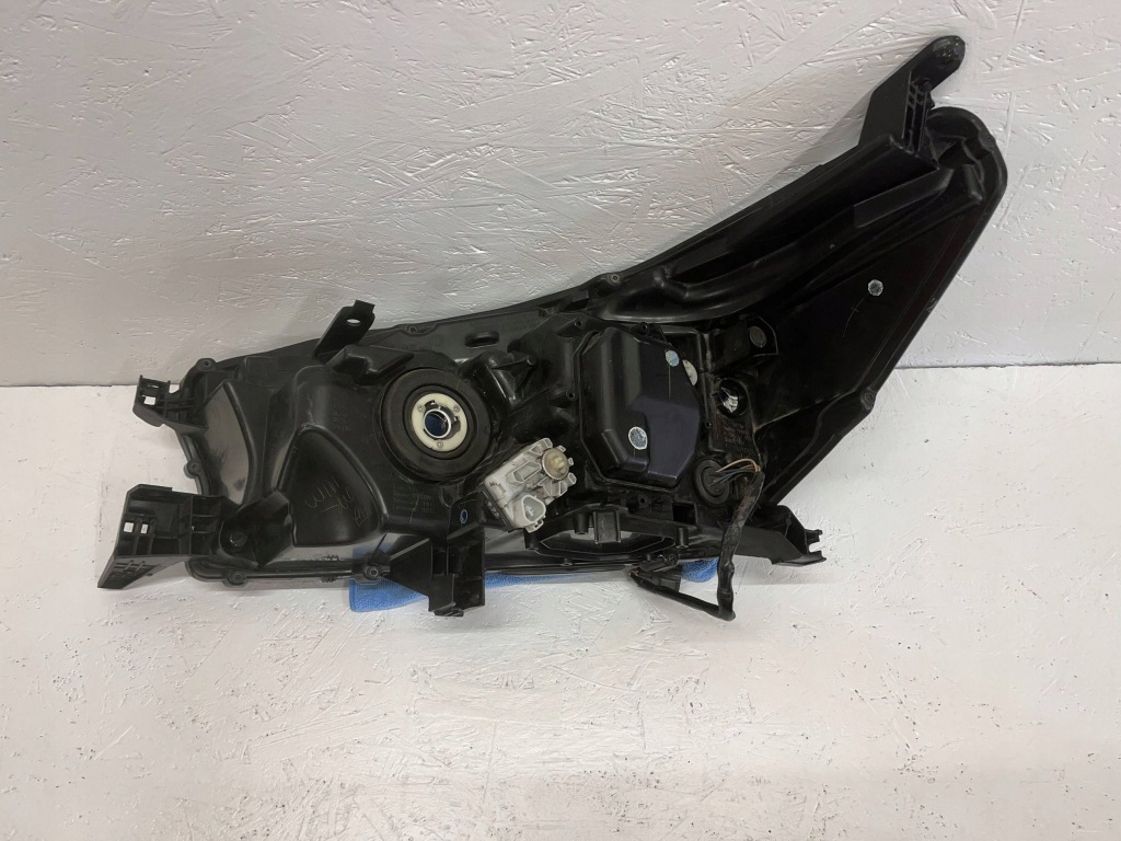 Купить Toyota hilux viii 2015 - фара правый передний линза led 060719-2 org