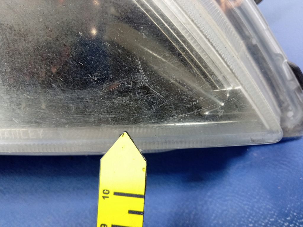 фото №9, Mitsubishi lancer vii фара правый перед eu