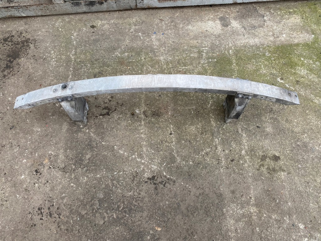 фото №1, Балка бампера перед зона деформації mercedes w212 a2126201500 a2126200995