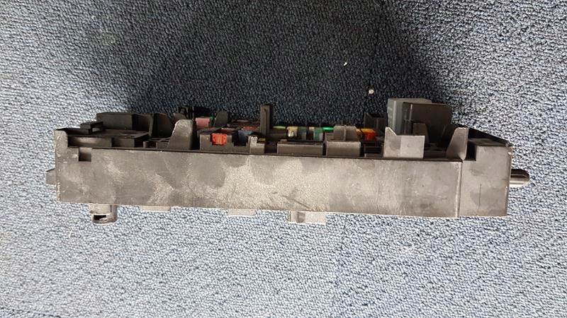 фото №9, Коробка запобіжників land rover range rover