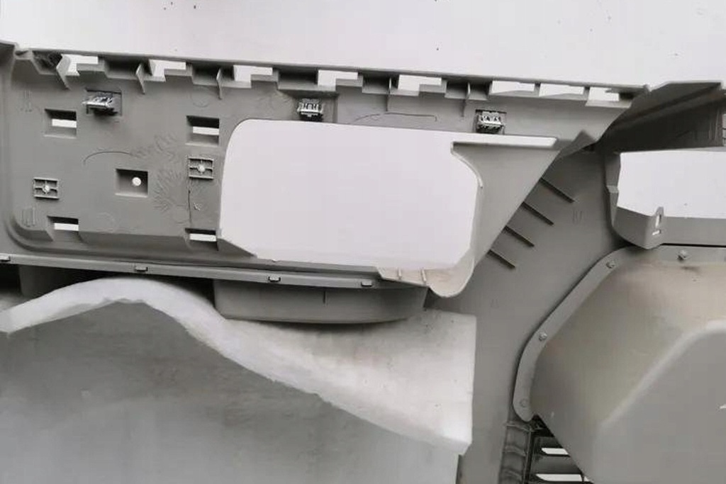 фото №10, Левая обивка багажника chrysler grand voyager v rt 1gl77es3ae 2.8l