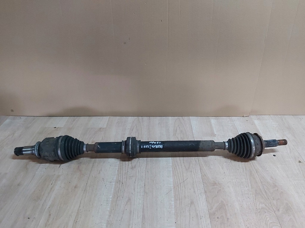 фото №1, Toyota auris i 1,8 гібрид привідний вал права