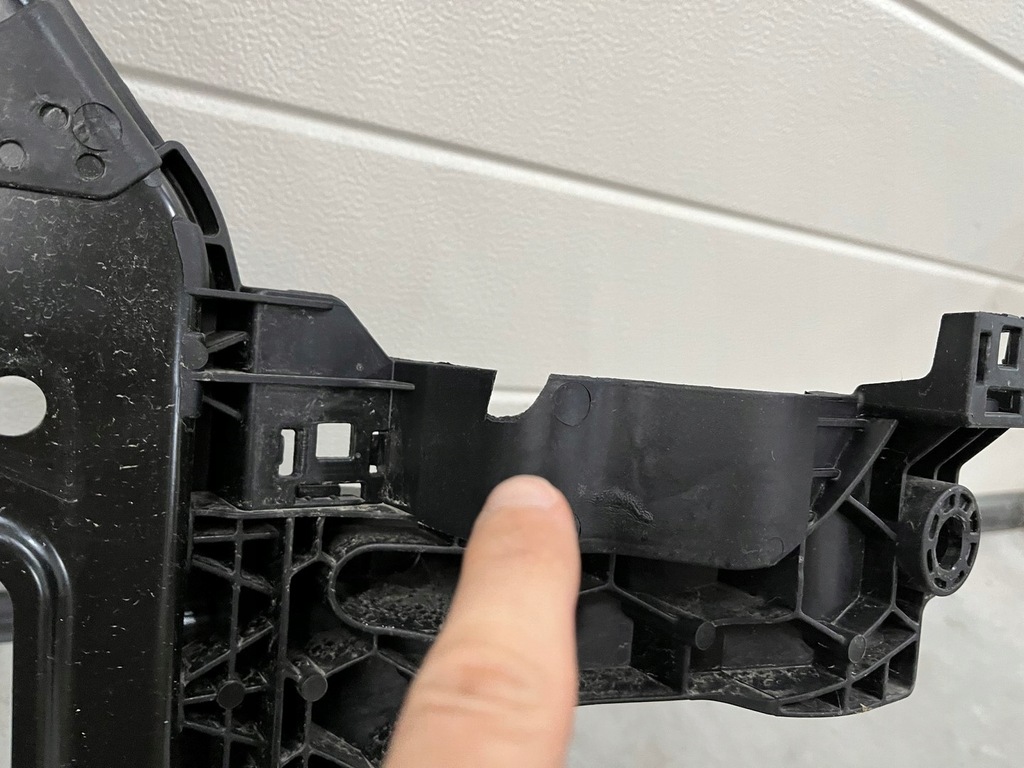 фото №11, Kia sportage v 5 pas передній підсилювач передній 64110r2000