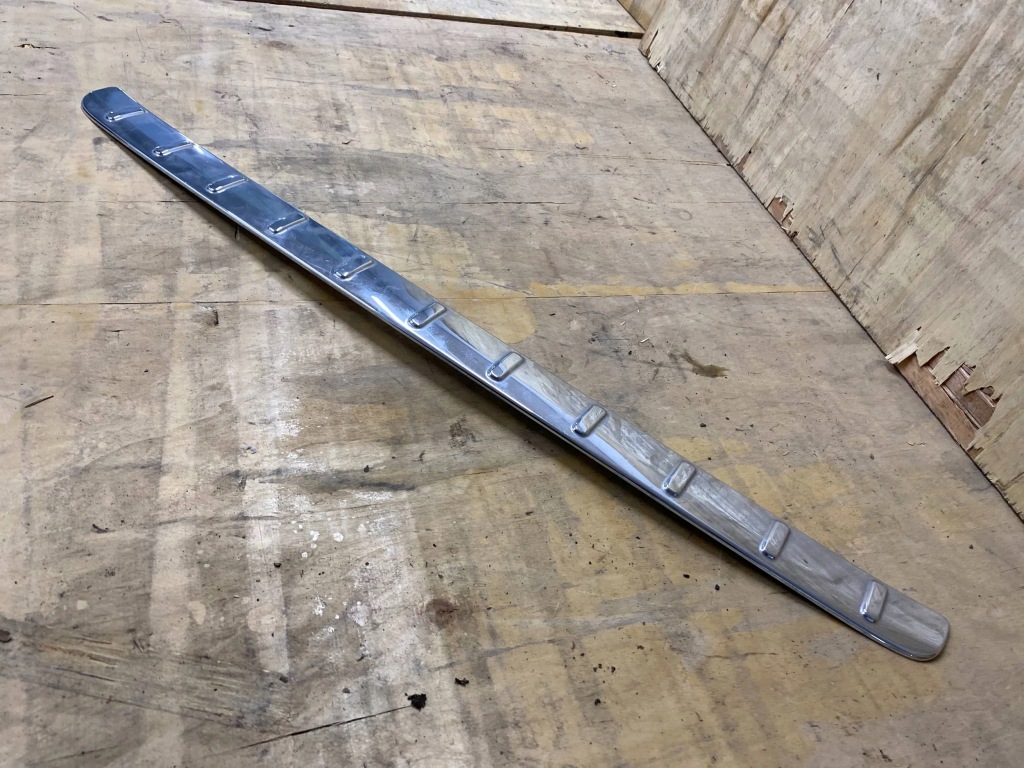 фото №5, Mercedes gla w247 хром защита порог багажника